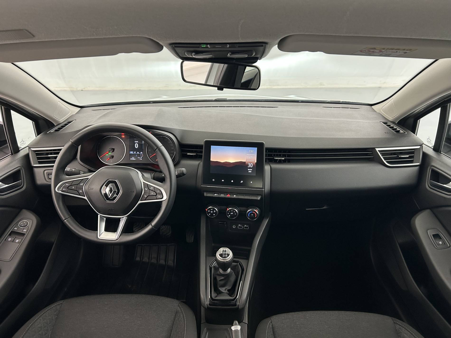 Vente en ligne Renault Clio 5 Clio TCe 90 au prix de 14 490 €