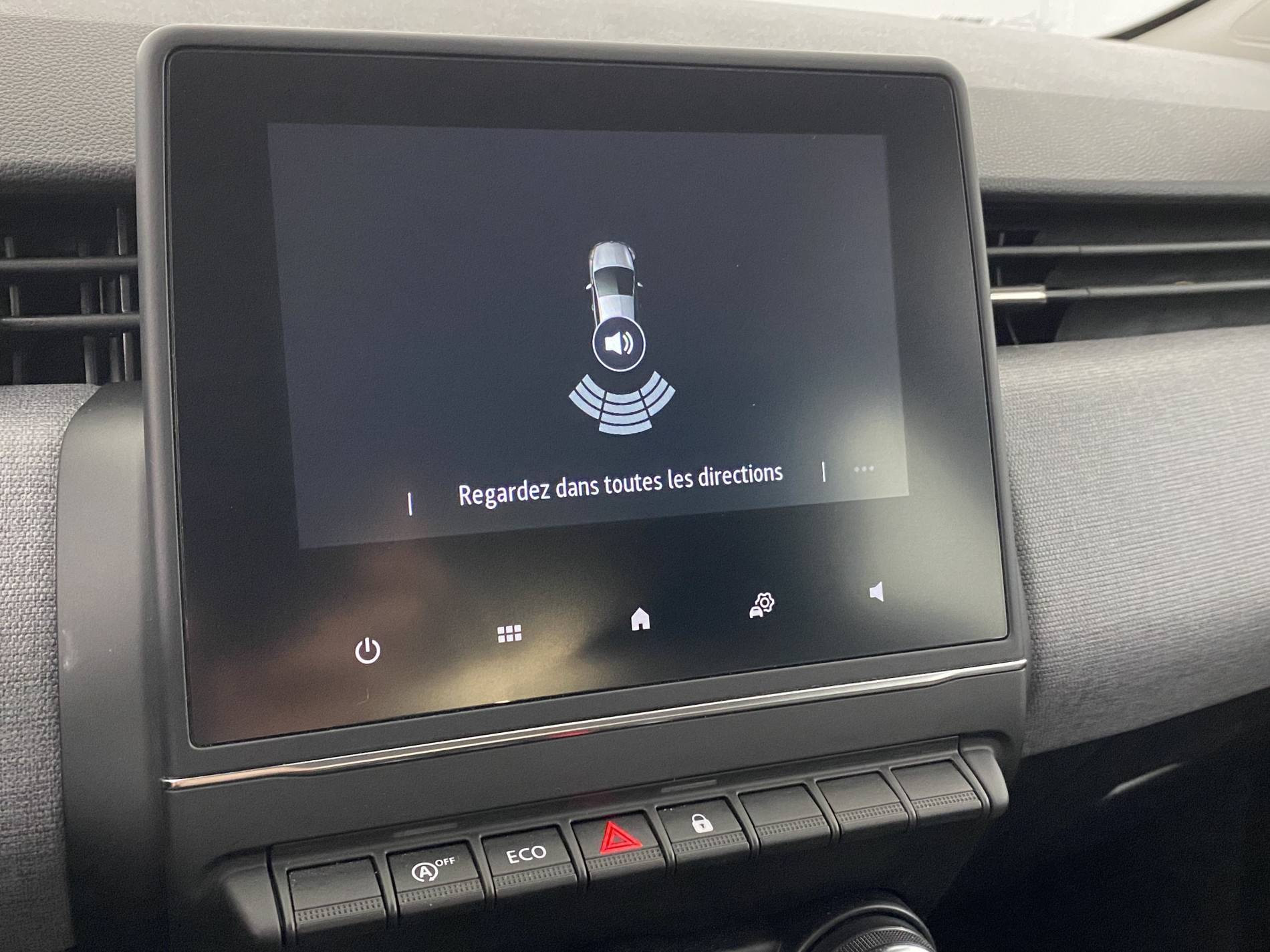 Vente en ligne Renault Clio 5 Clio TCe 90 au prix de 16 390 €