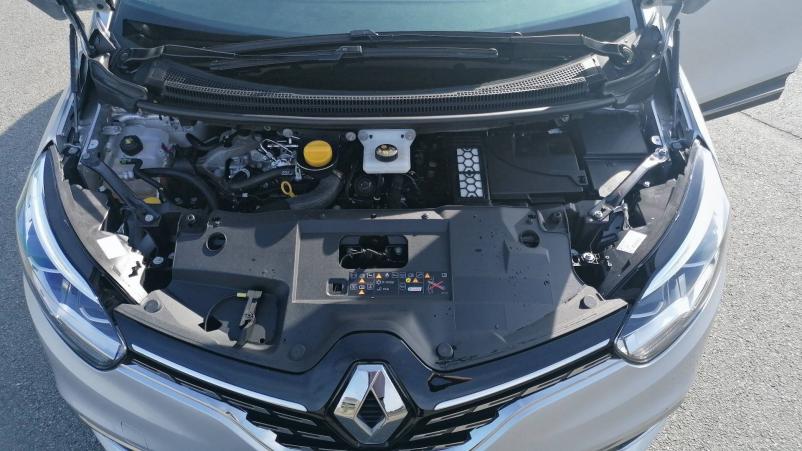 Vente en ligne Renault Grand Scenic 4 Grand Scenic TCe 140 FAP EDC - 21 au prix de 22 790 €