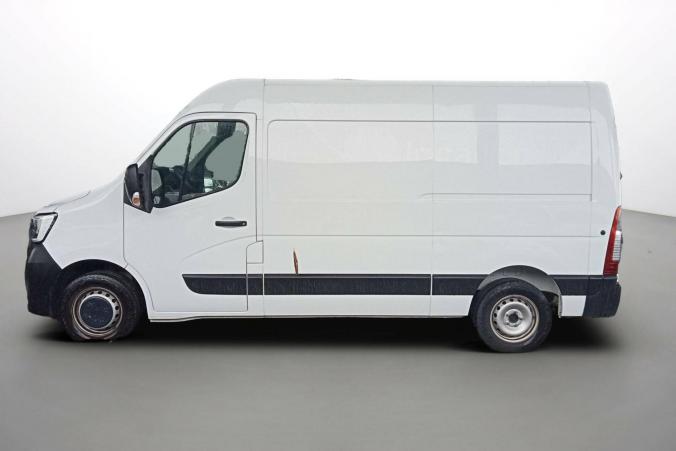 Vente en ligne Renault Master Fourgon MASTER FGN TRAC F3500 L2H2 BLUE DCI 135 au prix de 26 990 €