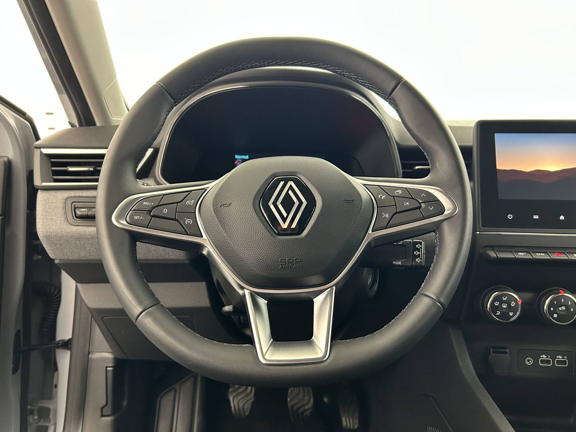 Vente en ligne Renault Clio 5 Clio TCe 90 au prix de 15 790 €