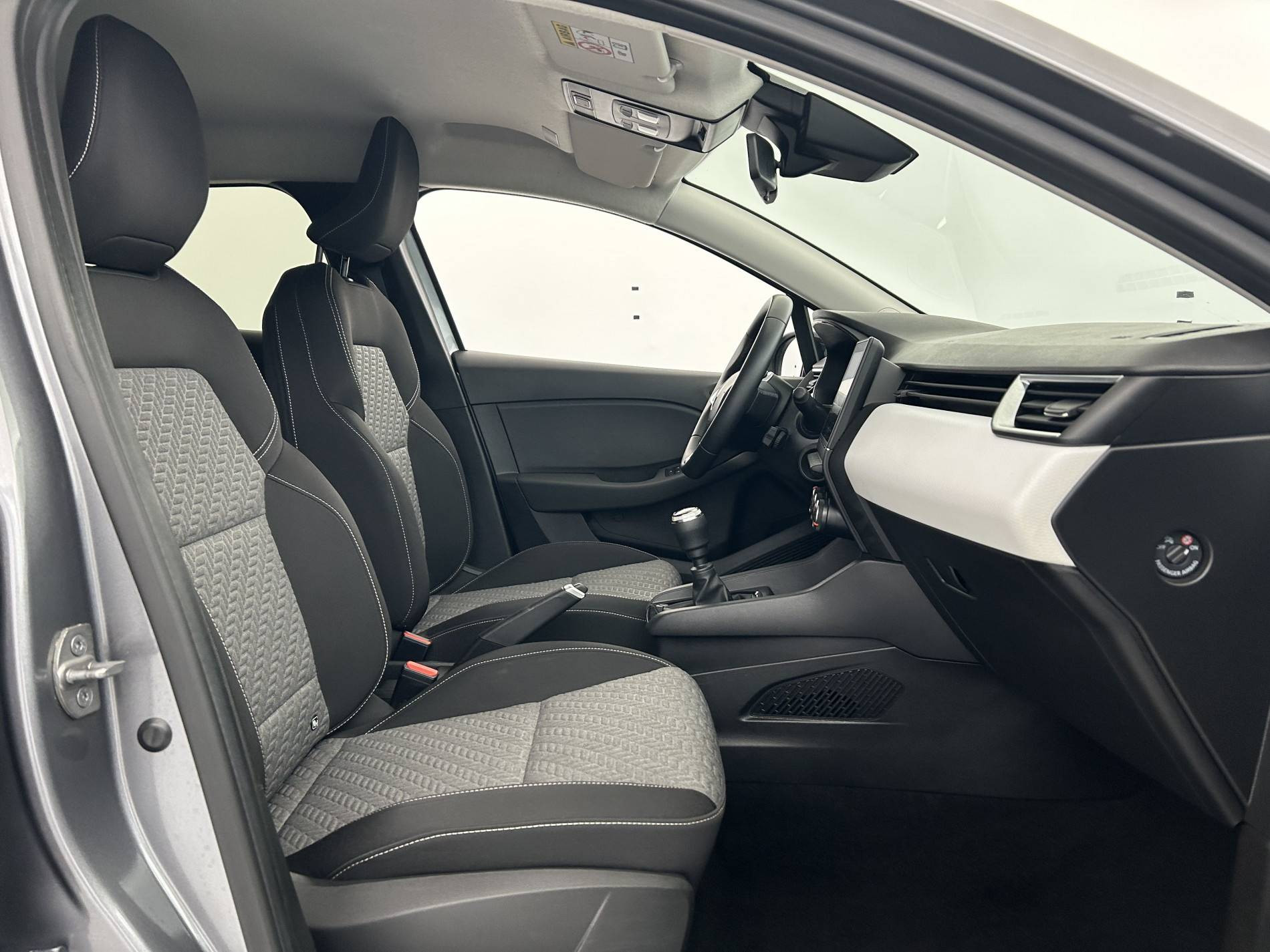 Vente en ligne Renault Clio 5 Clio TCe 90 au prix de 14 290 €