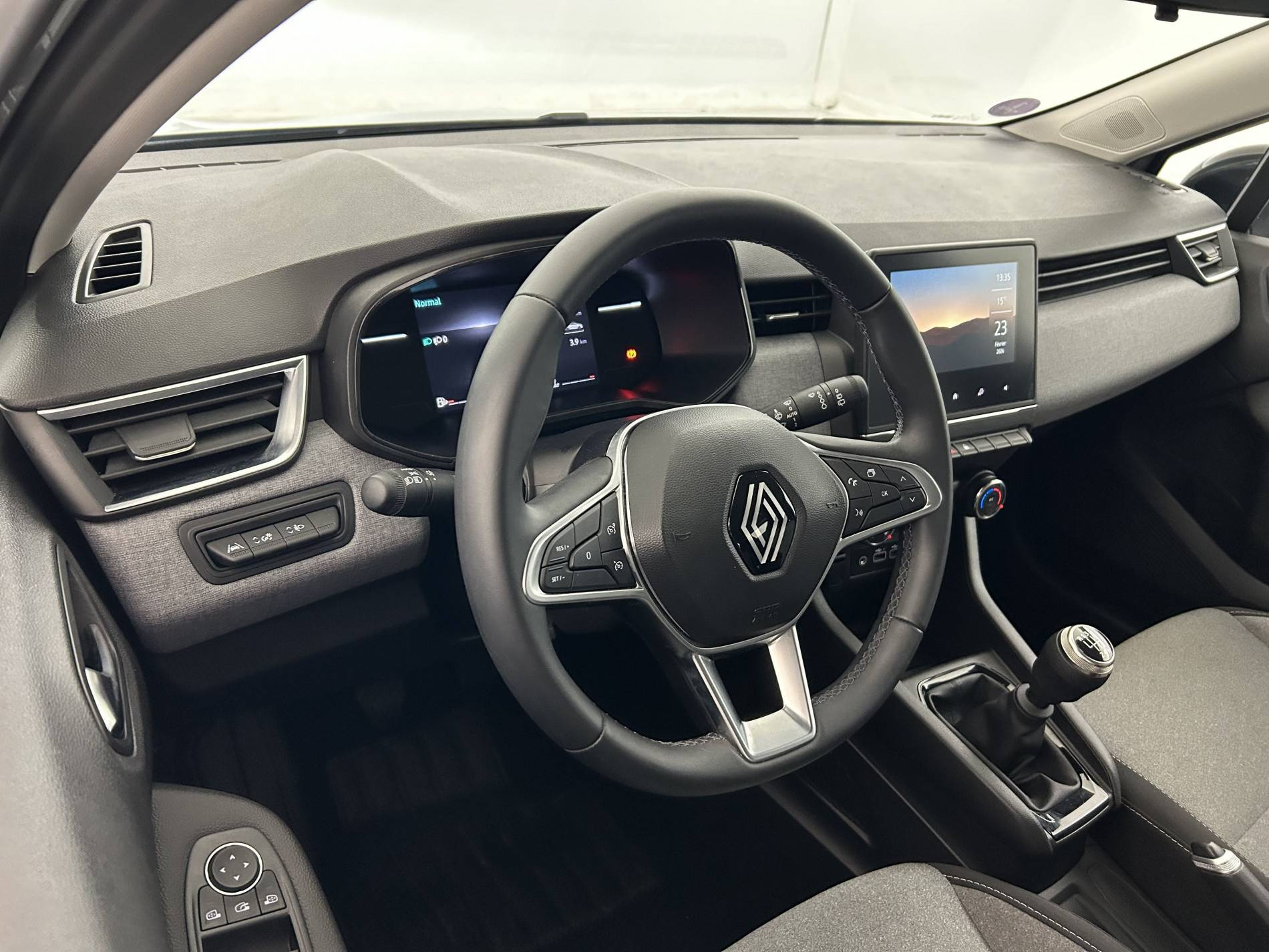 Vente en ligne Renault Clio 5 Clio TCe 90 au prix de 15 790 €