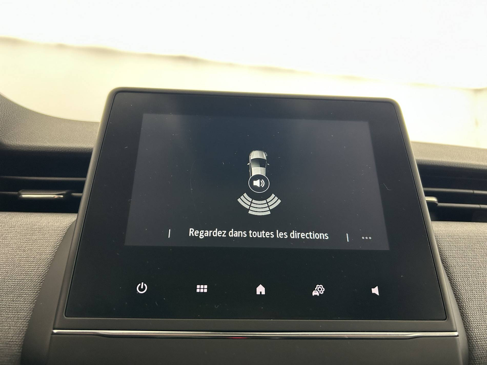 Vente en ligne Renault Clio 5 Clio TCe 90 au prix de 15 490 €