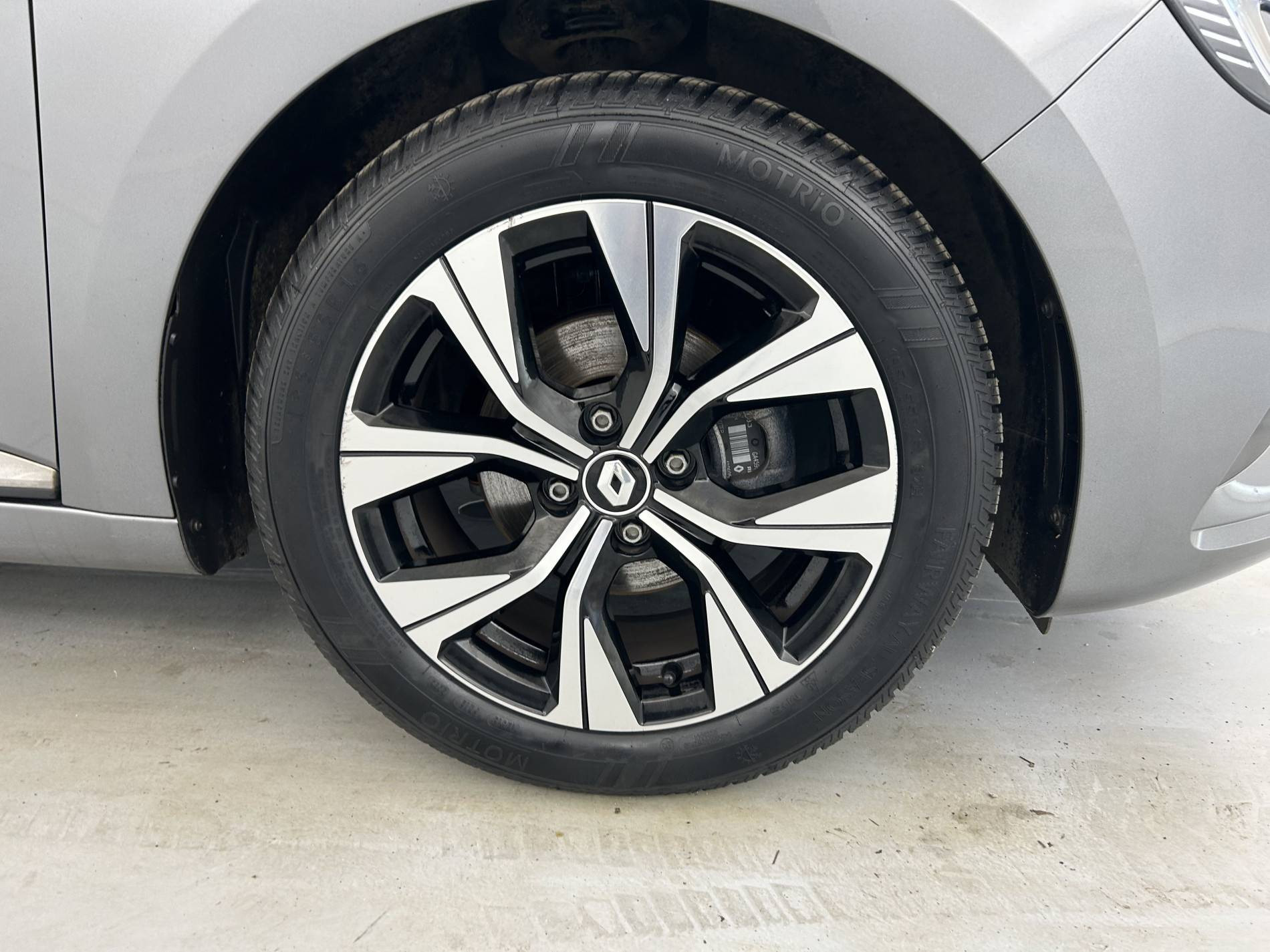 Vente en ligne Renault Clio 5 Clio TCe 90 au prix de 14 290 €