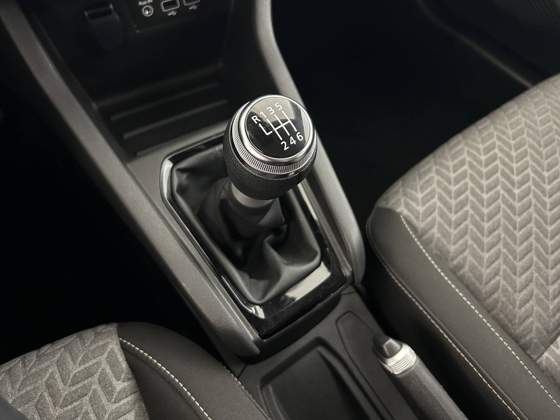 Vente en ligne Renault Clio 5 Clio TCe 90 au prix de 14 290 €