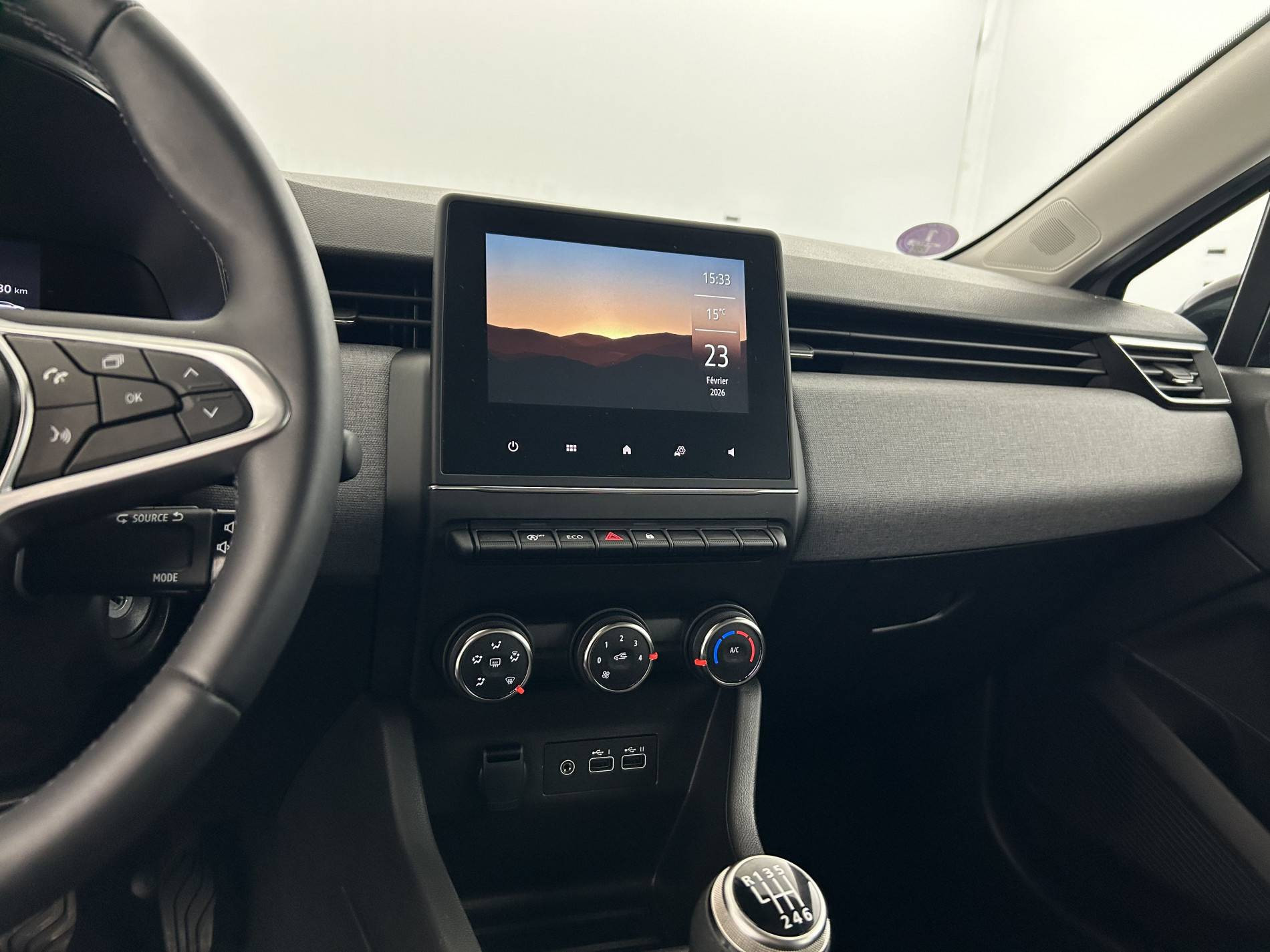 Vente en ligne Renault Clio 5 Clio TCe 90 au prix de 15 790 €