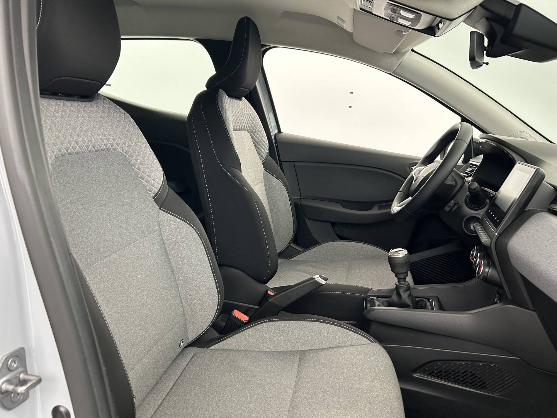 Vente en ligne Renault Clio 5 Clio dCi 100 au prix de 15 890 €