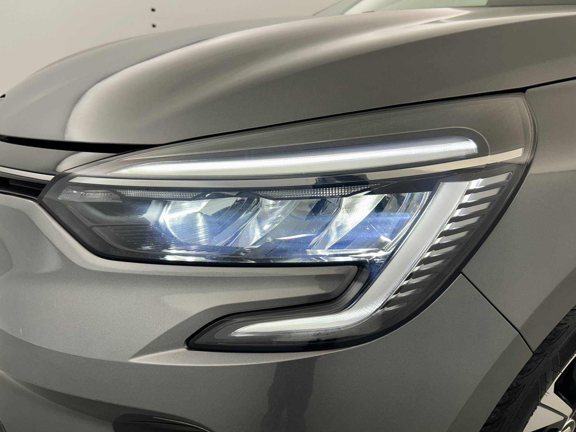 Vente en ligne Renault Clio 5 Clio TCe 90 au prix de 14 290 €