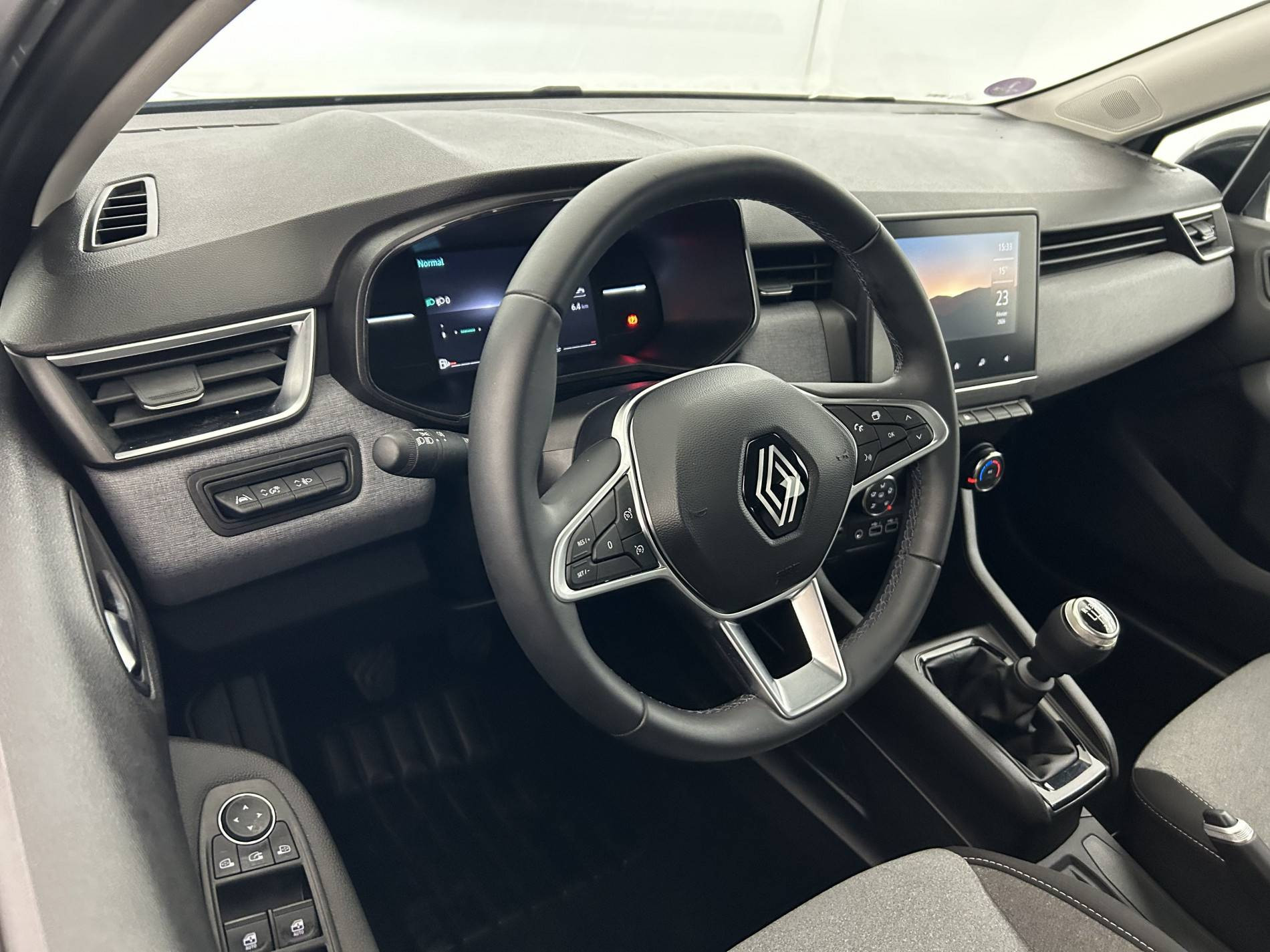 Vente en ligne Renault Clio 5 Clio TCe 90 au prix de 15 790 €