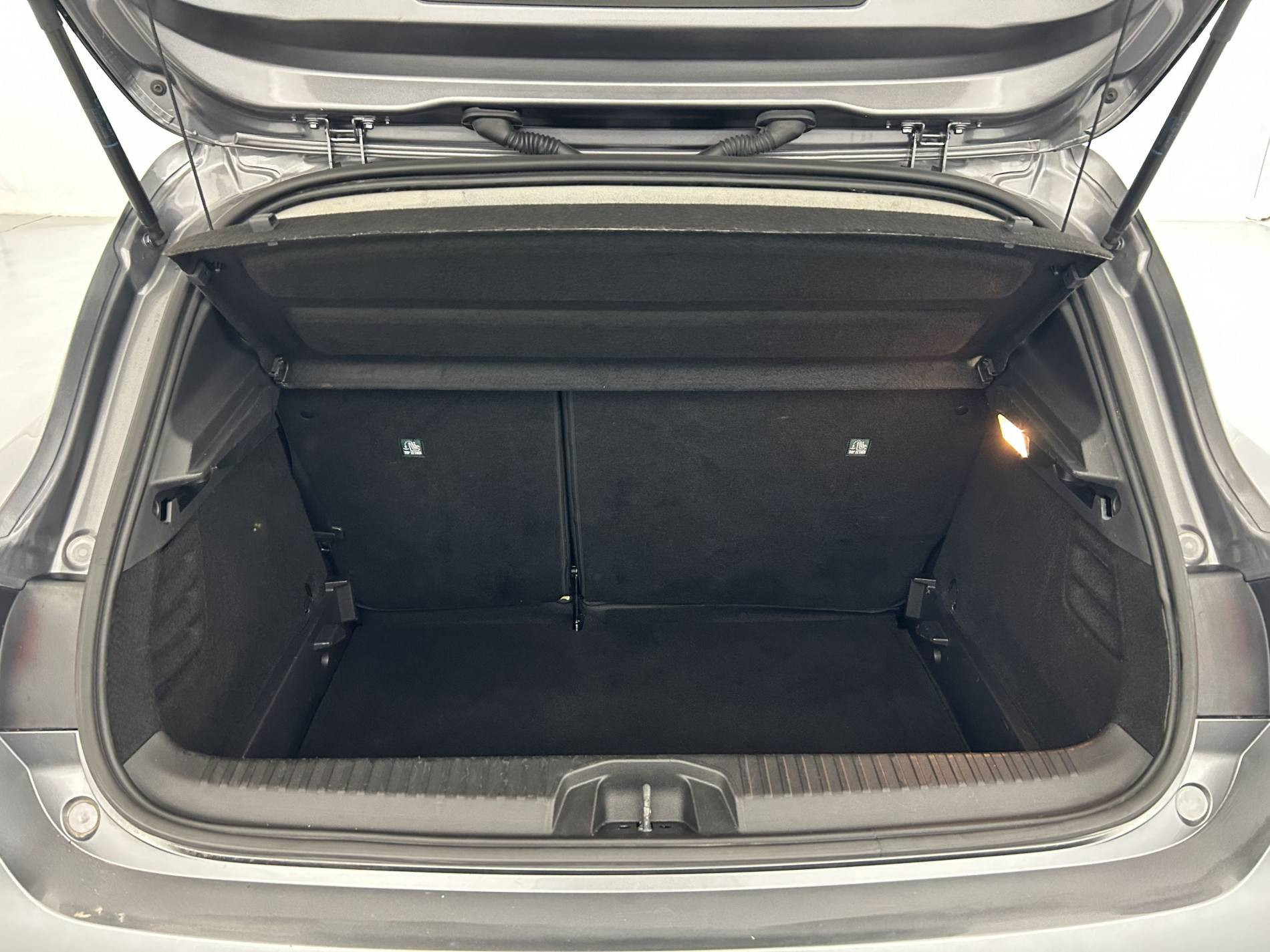 Vente en ligne Renault Clio 5 Clio TCe 90 au prix de 14 290 €