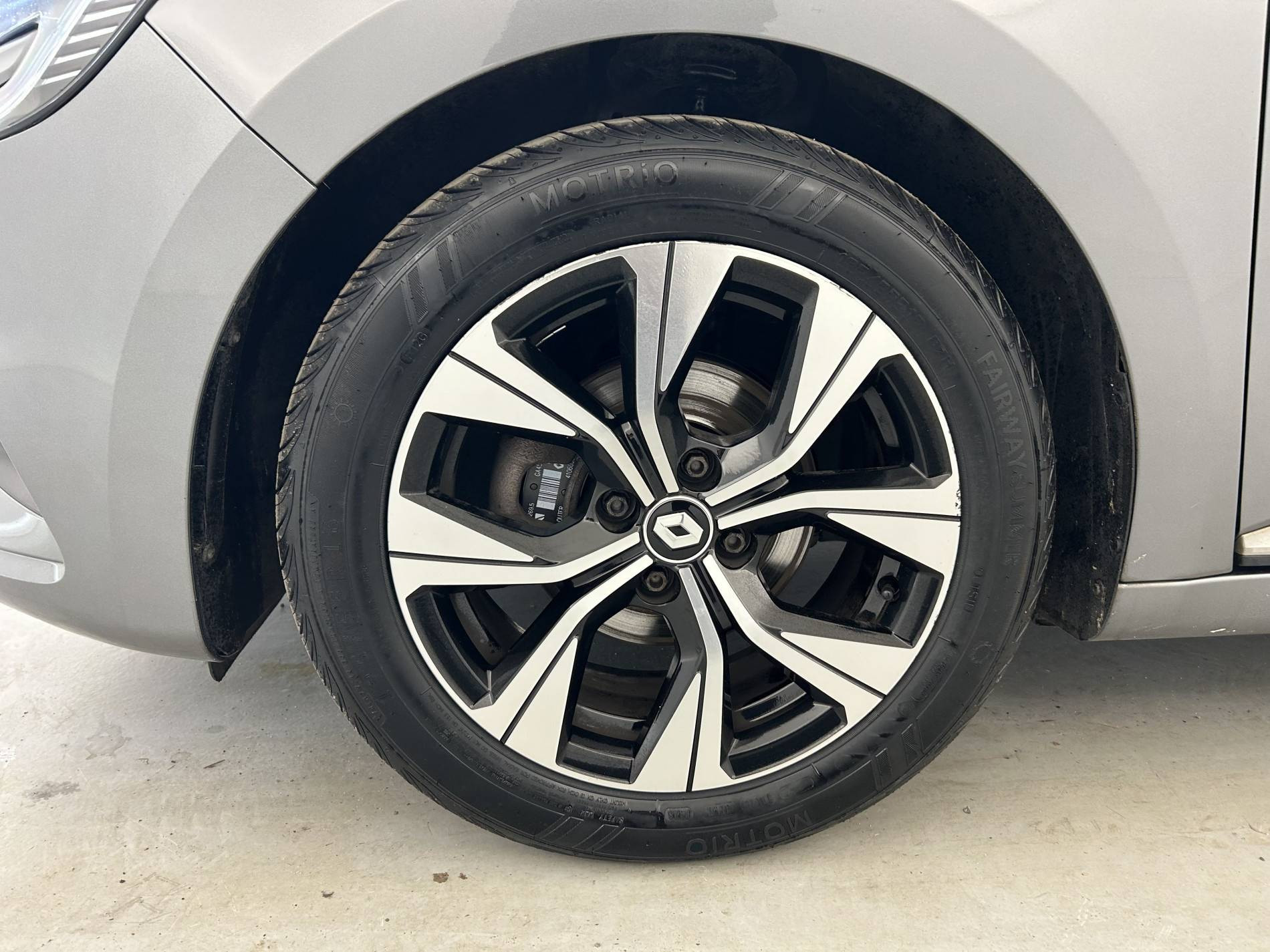 Vente en ligne Renault Clio 5 Clio TCe 90 au prix de 14 290 €