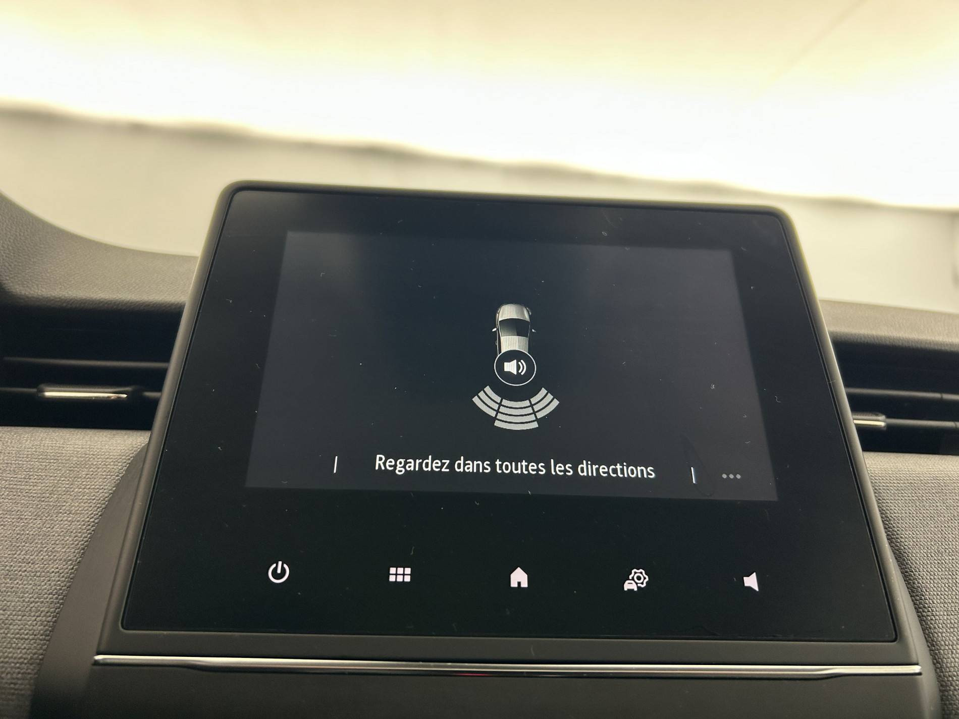 Vente en ligne Renault Clio 5 Clio TCe 90 au prix de 15 790 €