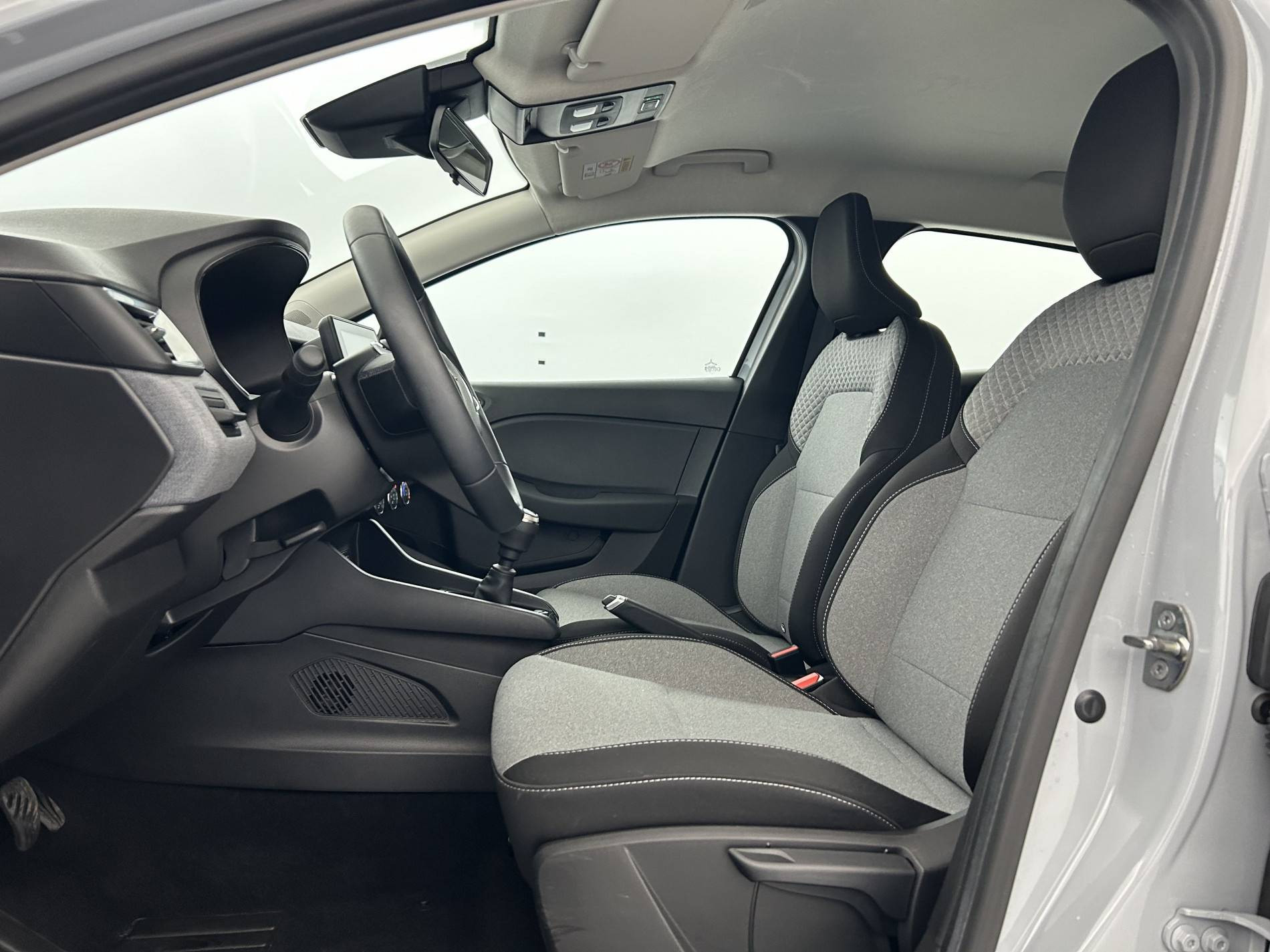 Vente en ligne Renault Clio 5 Clio TCe 90 au prix de 15 490 €