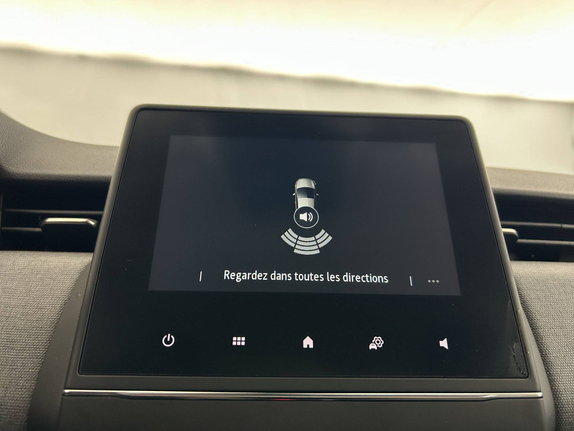 Vente en ligne Renault Clio 5 Clio TCe 90 au prix de 15 790 €