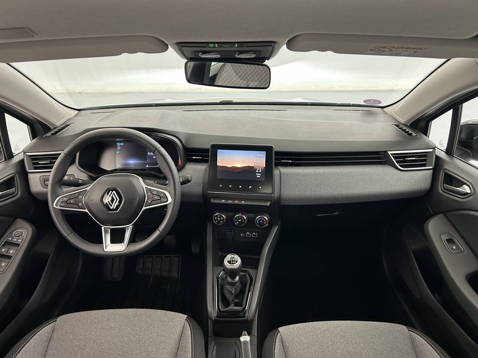 Vente en ligne Renault Clio 5 Clio TCe 90 au prix de 15 790 €