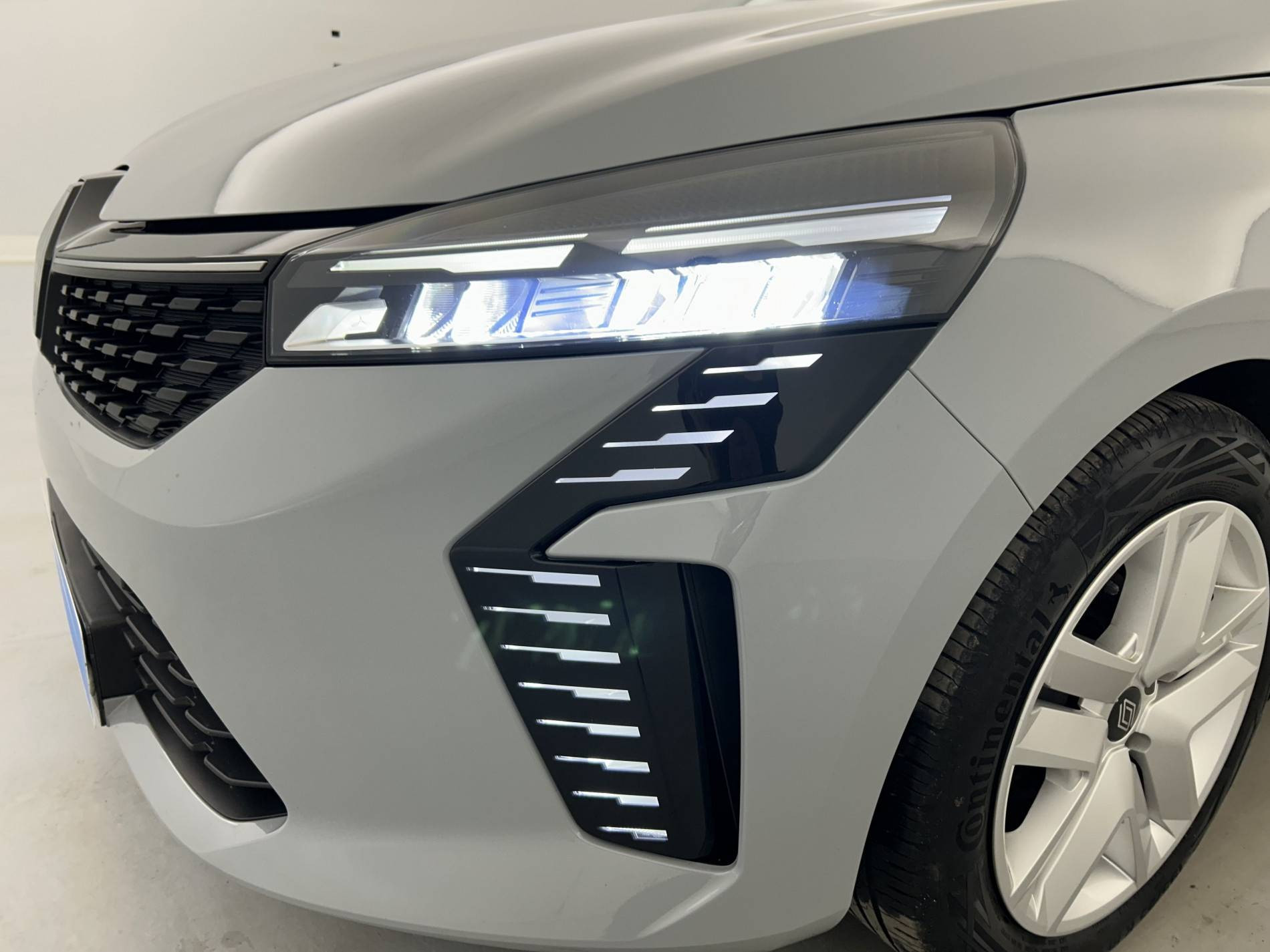 Vente en ligne Renault Clio 5 Clio TCe 90 au prix de 15 790 €