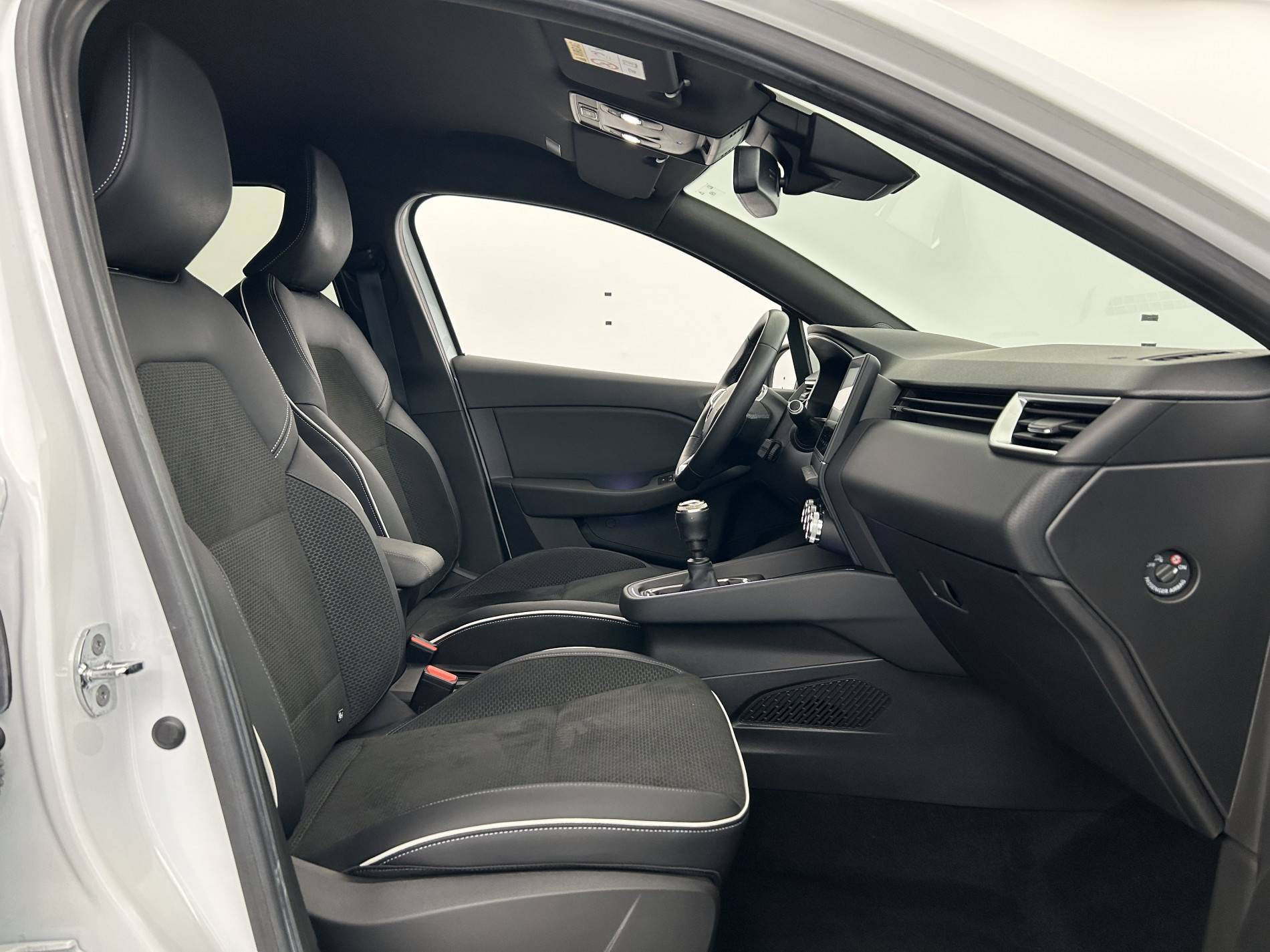 Vente en ligne Renault Clio 5 Clio Blue dCi 115 au prix de 15 890 €