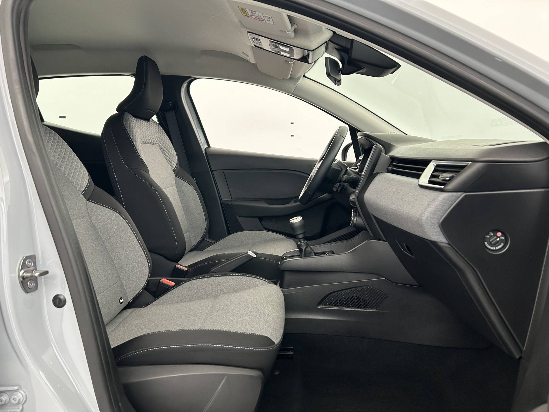 Vente en ligne Renault Clio 5 Clio TCe 90 au prix de 15 790 €