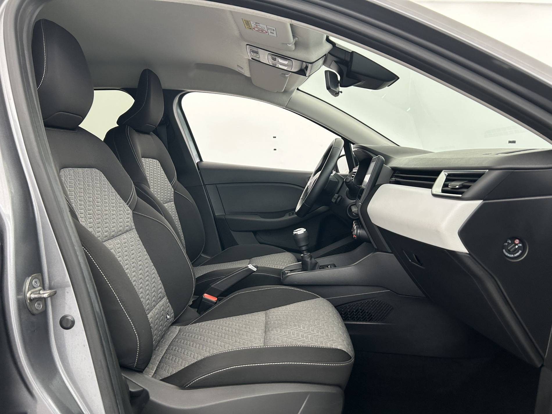 Vente en ligne Renault Clio 5 Clio TCe 90 au prix de 14 290 €