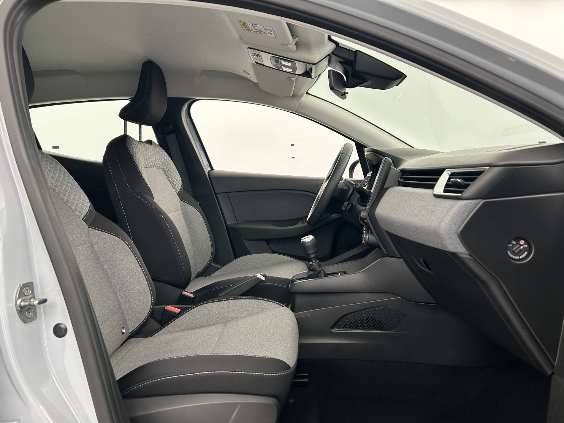 Vente en ligne Renault Clio 5 Clio TCe 90 au prix de 15 790 €