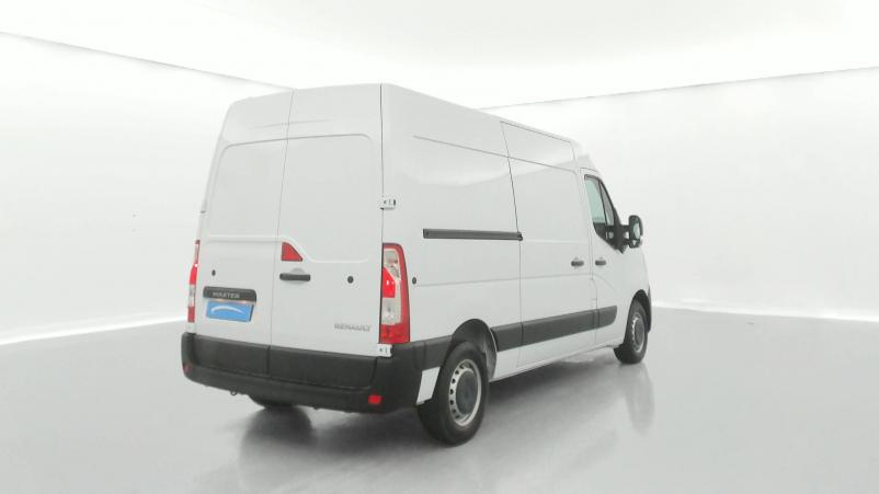 Vente en ligne Renault Master 3 Fourgon MASTER FGN TRAC F3500 L2H2 DCI 135 au prix de 24 790 €