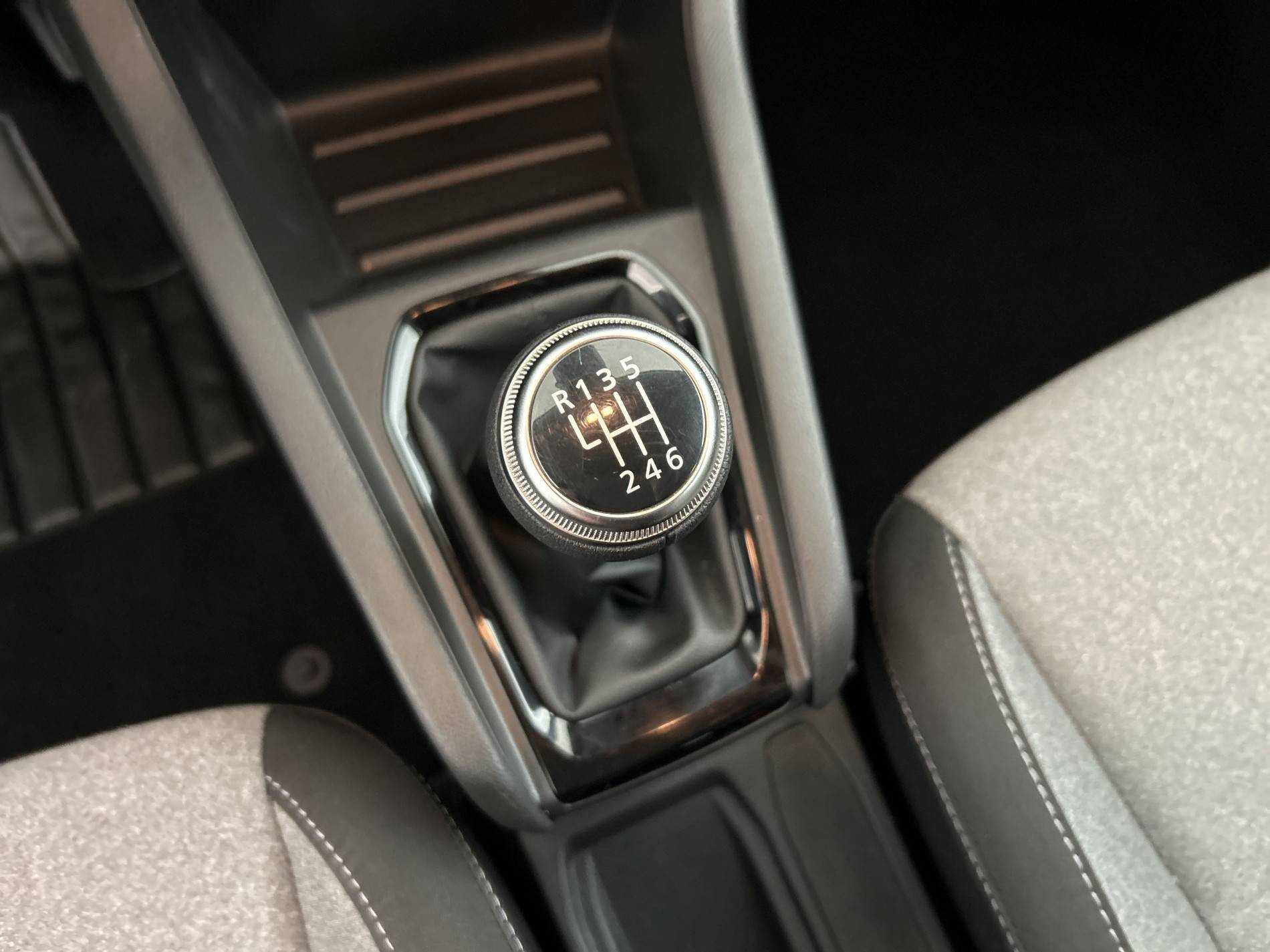 Vente en ligne Renault Clio 5 Clio TCe 90 au prix de 15 790 €