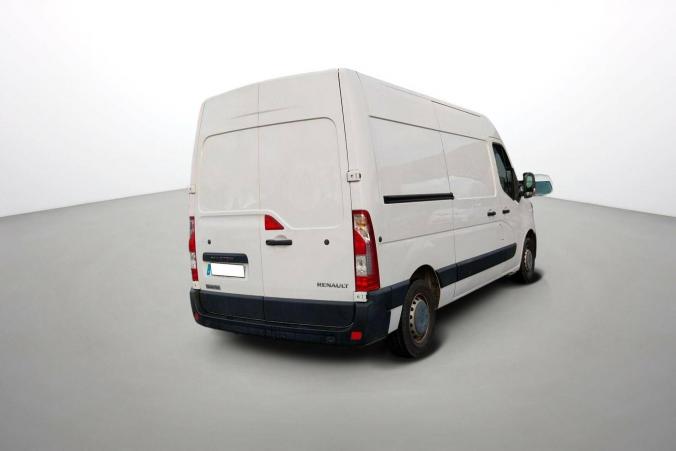 Vente en ligne Renault Master 3 Fourgon MASTER FGN TRAC F3500 L2H2 DCI 135 au prix de 19 990 €