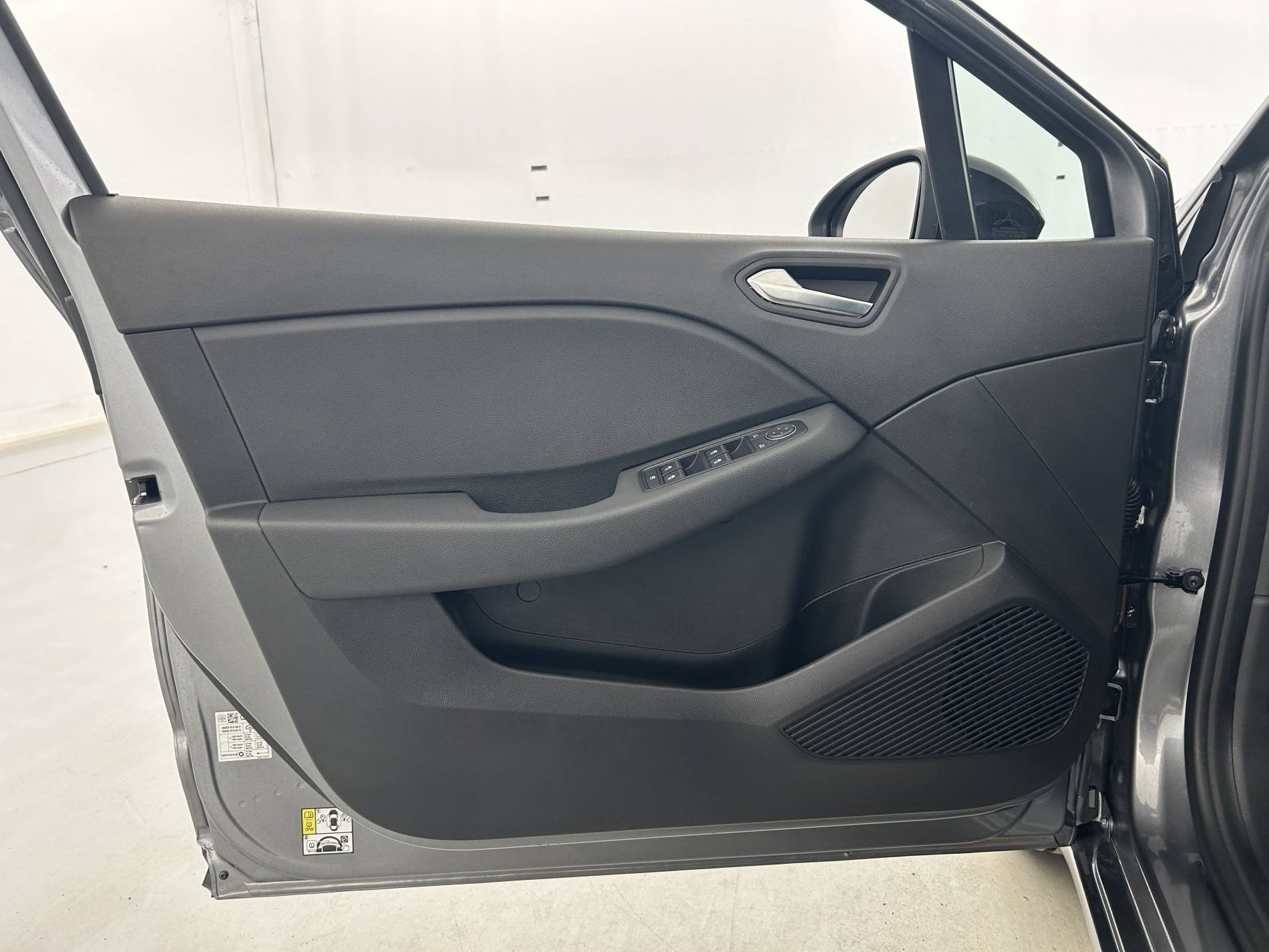 Vente en ligne Renault Clio 5 Clio E-Tech full hybrid 145 ch GSR2 au prix de 19 790 €