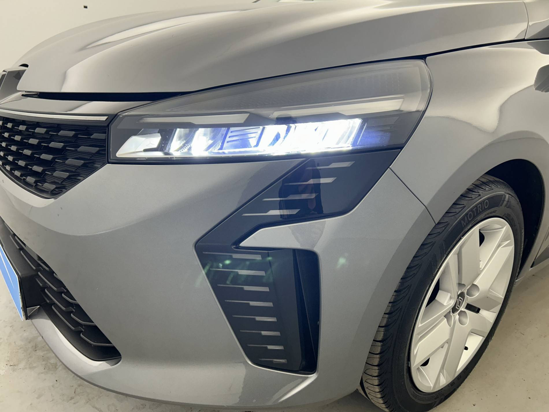 Vente en ligne Renault Clio 5 Clio E-Tech full hybrid 145 ch GSR2 au prix de 19 790 €