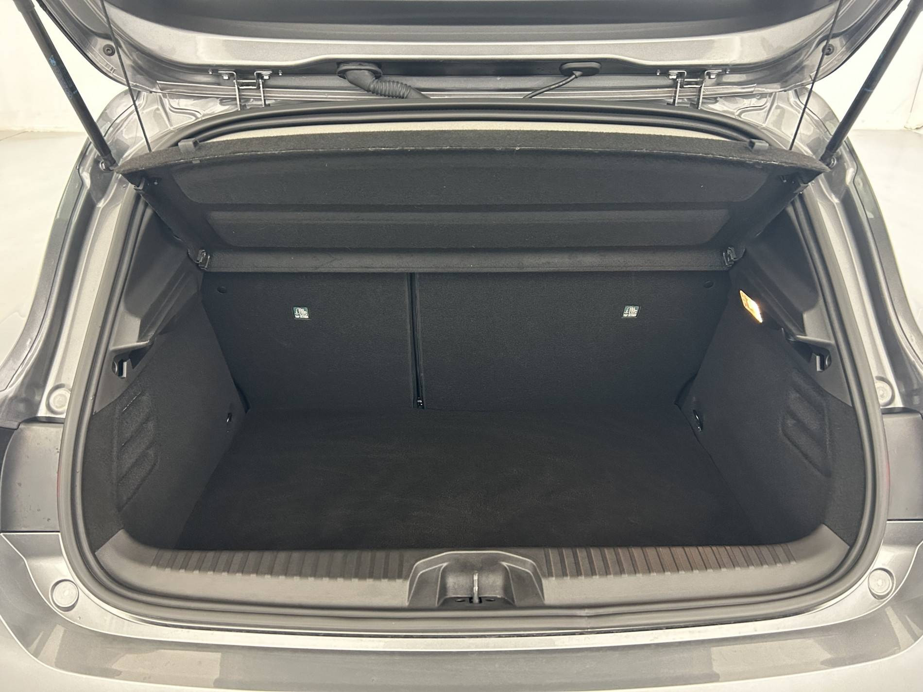 Vente en ligne Renault Clio 5 Clio E-Tech full hybrid 145 ch GSR2 au prix de 19 790 €