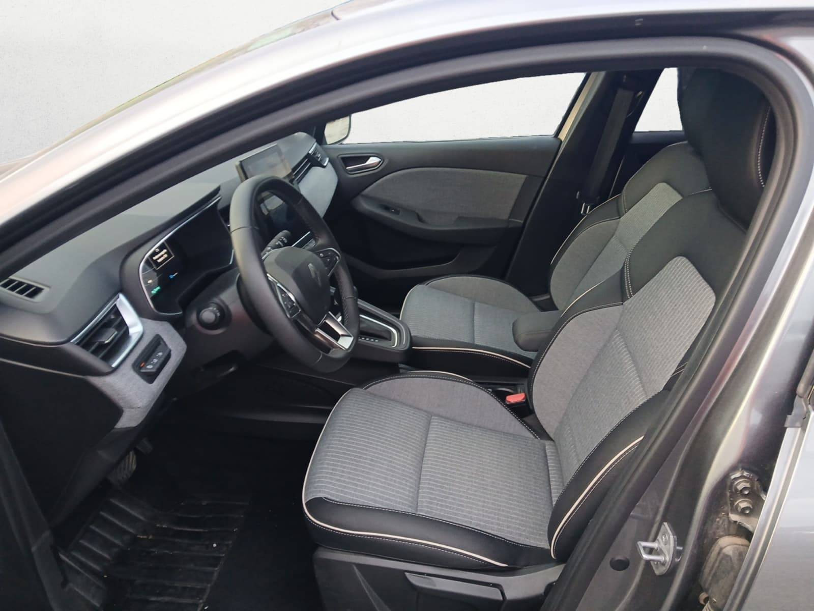 Vente en ligne Renault Clio 5 Clio E-Tech full hybrid 145 ch GSR2 au prix de 22 990 €