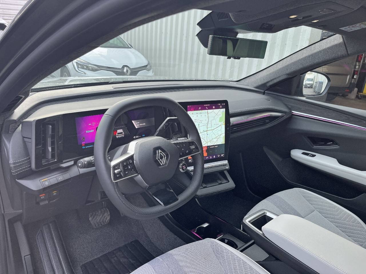 Vente en ligne Renault Scenic E-Tech  220 ch grande autonomie au prix de 43 490 €