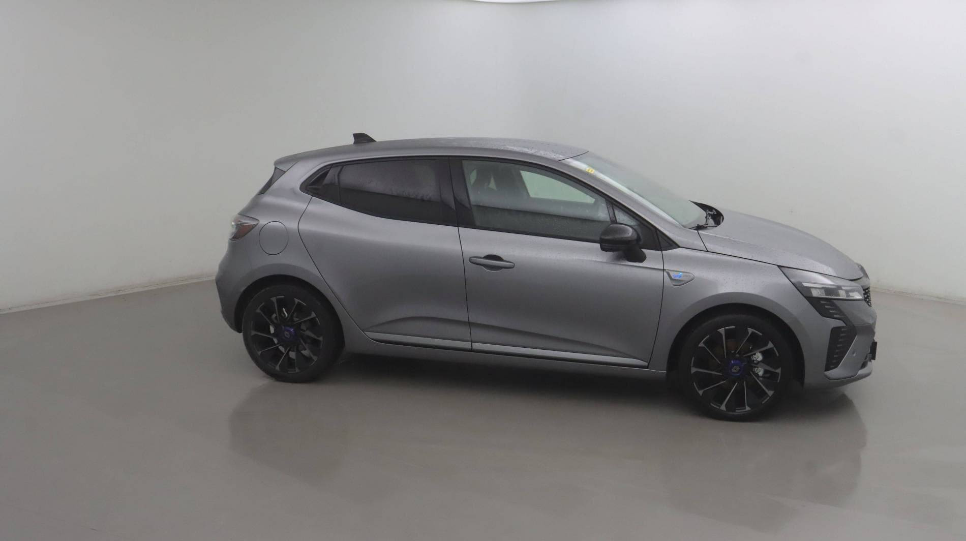 Vente en ligne Renault Clio 5 Clio E-Tech full hybrid 145 ch GSR2 au prix de 24 790 €