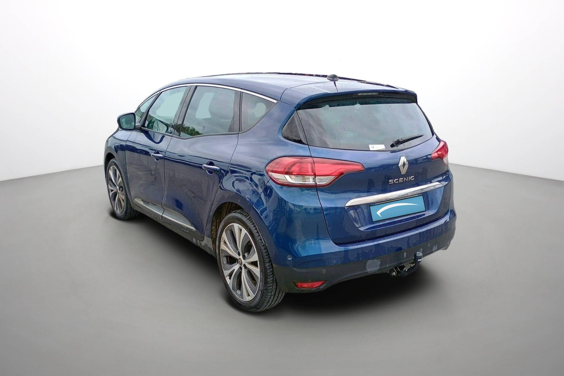 Vente en ligne Renault Scenic 4 Scenic Blue dCi 120 au prix de 16 390 €