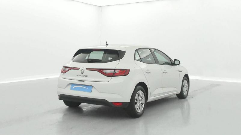 Vente en ligne Renault Megane 4  BLUE DCI 95 au prix de 10 790 €