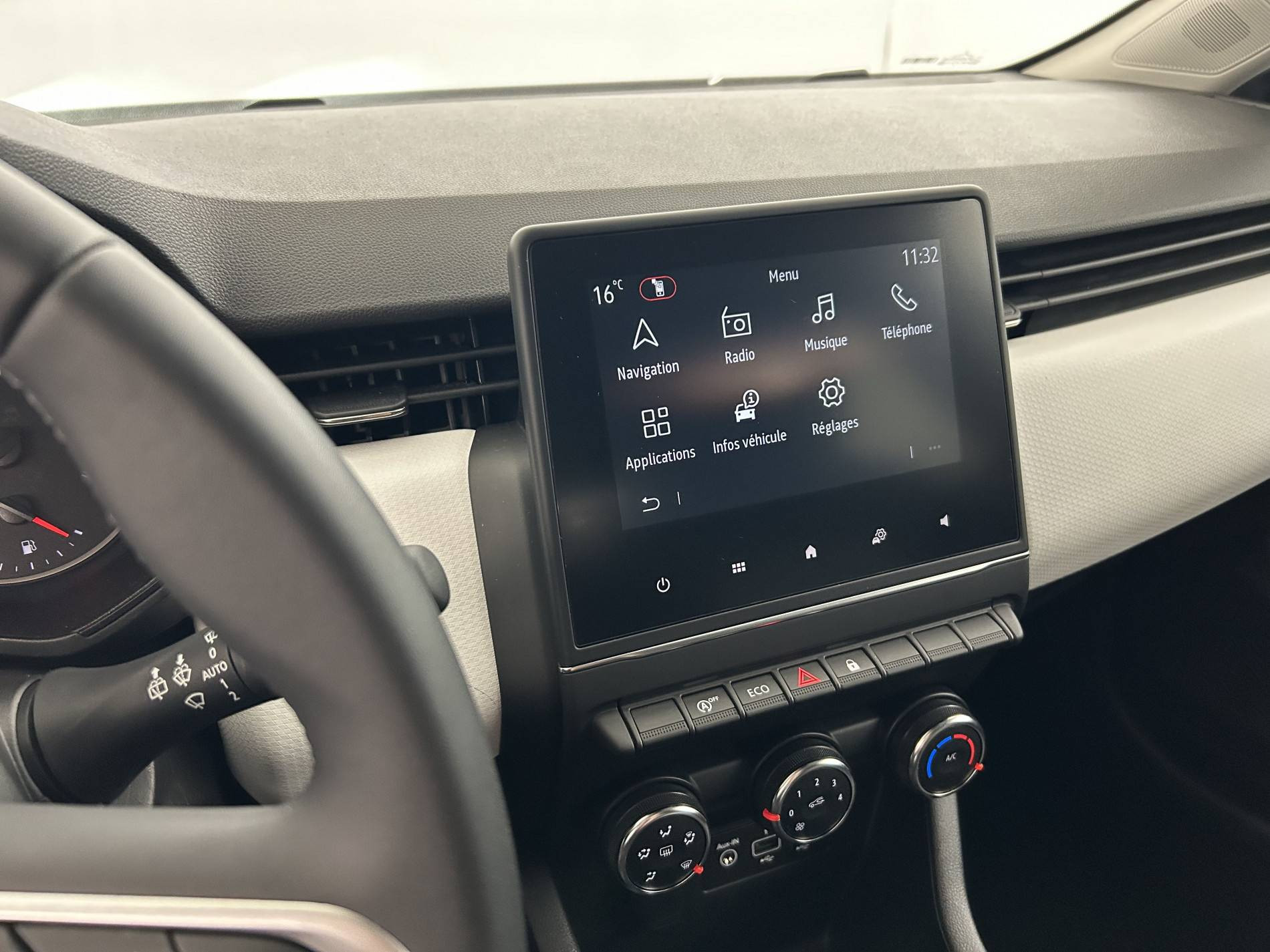 Vente en ligne Renault Clio 5 Clio TCe 90 au prix de 14 390 €