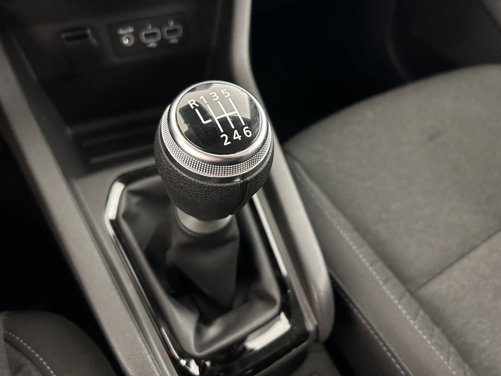 Vente en ligne Renault Clio 5 Clio Blue dCi 100 - 21N au prix de 13 990 €