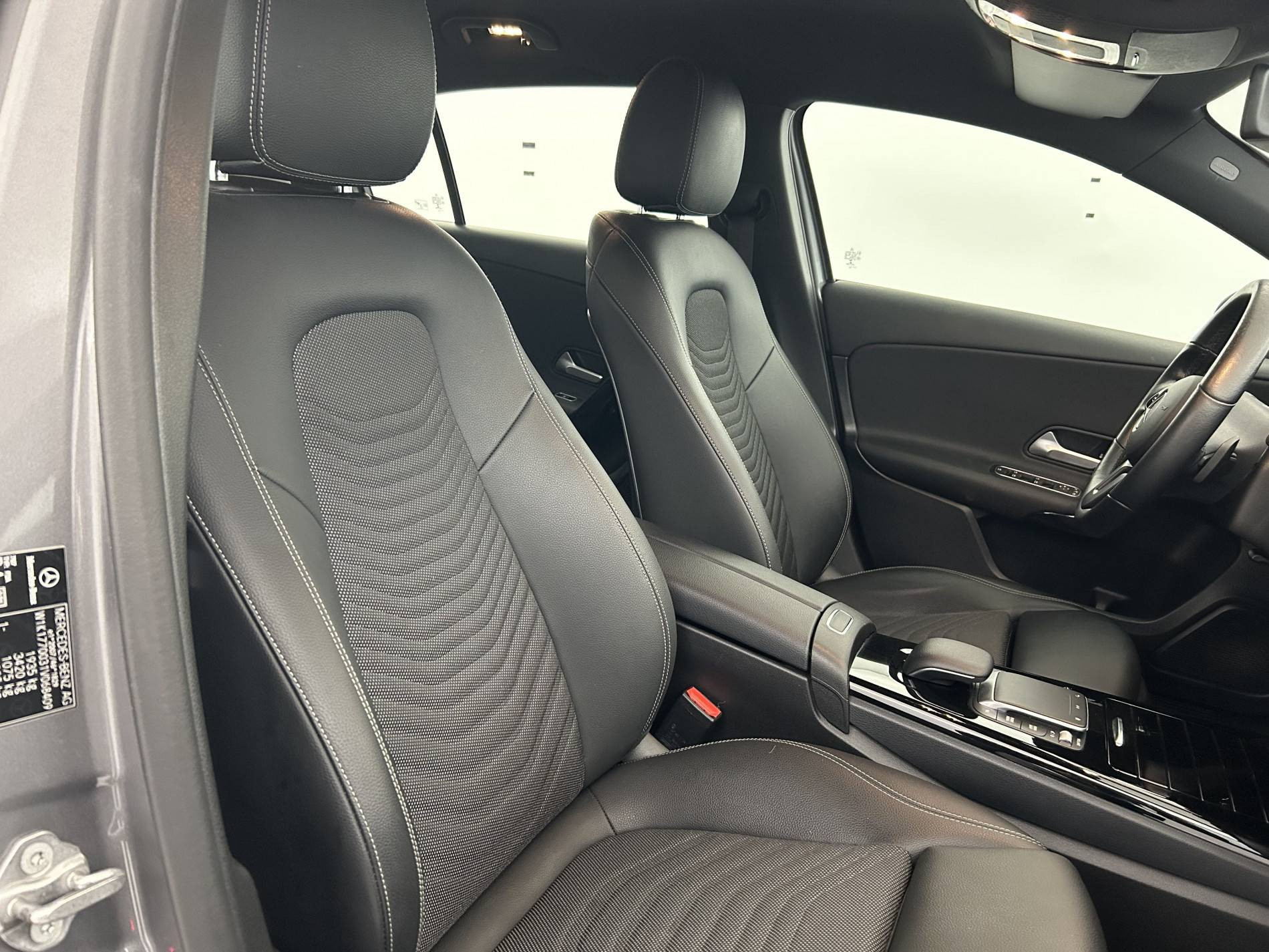 Vente en ligne Mercedes Classe A  180 d 7G-DCT au prix de 21 590 €