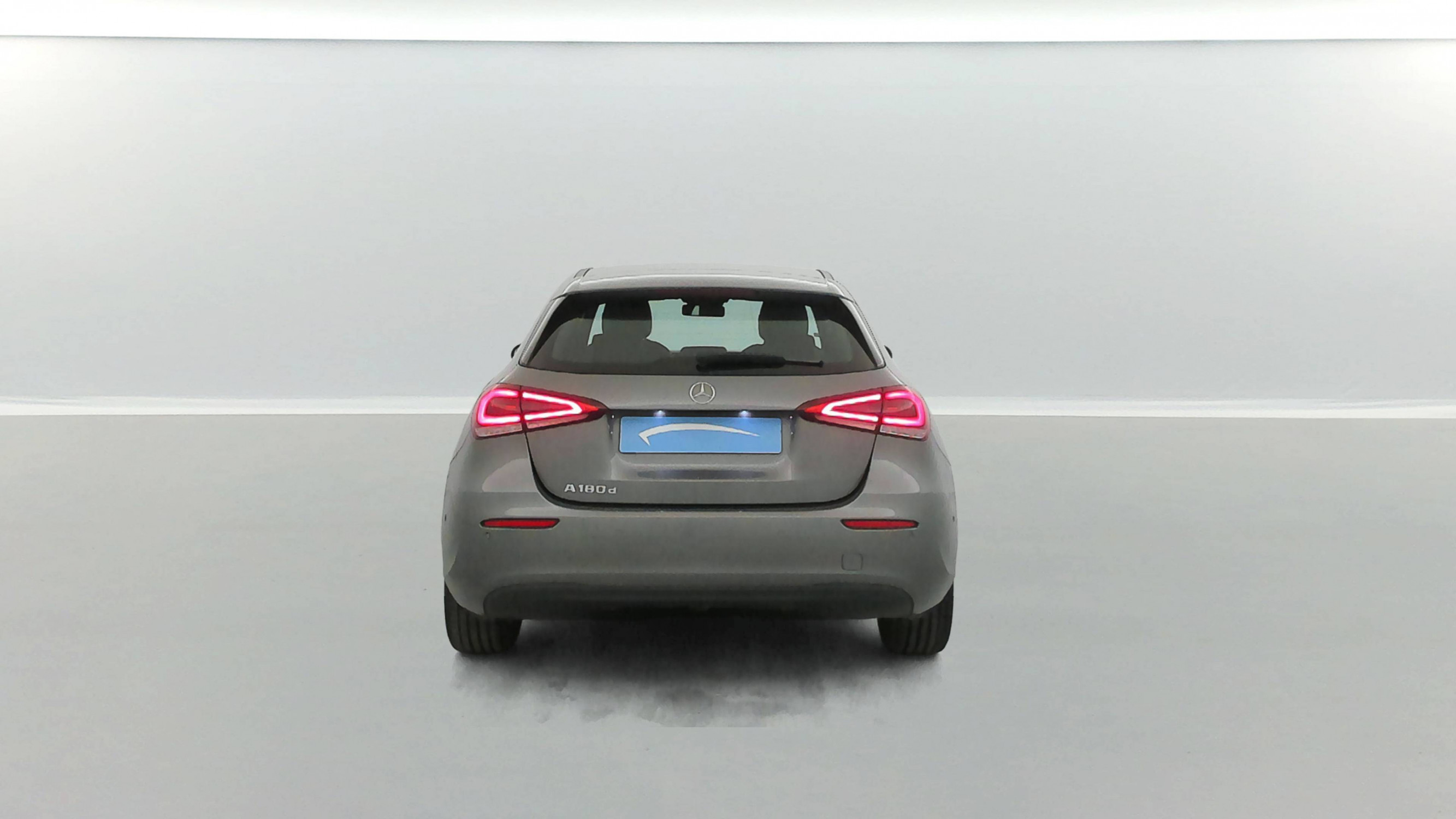 Vente en ligne Mercedes Classe A  180 d 7G-DCT au prix de 21 590 €