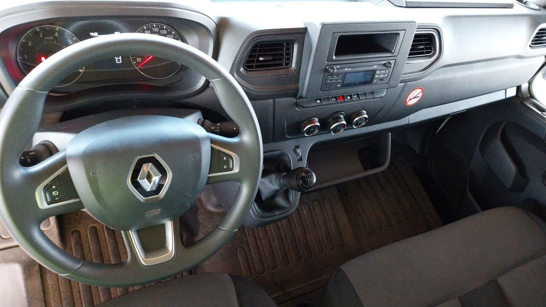 Vente en ligne Renault Master Fourgon MASTER FGN TRAC F3500 L2H2 BLUE DCI 135 au prix de 26 990 €