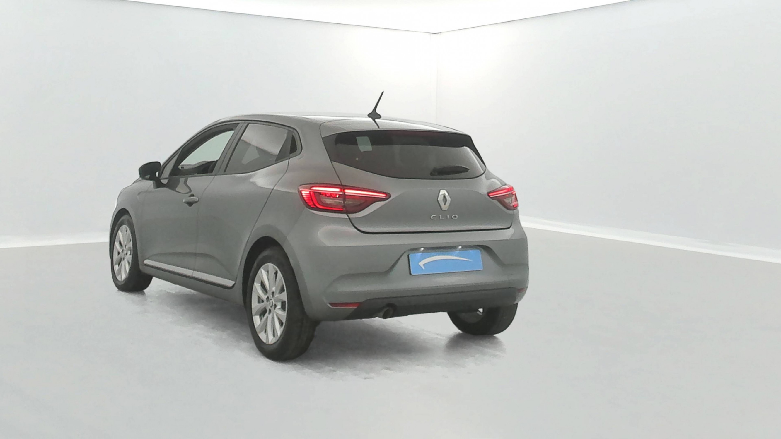 Vente en ligne Renault Clio 5 Clio TCe 90 au prix de 14 990 €