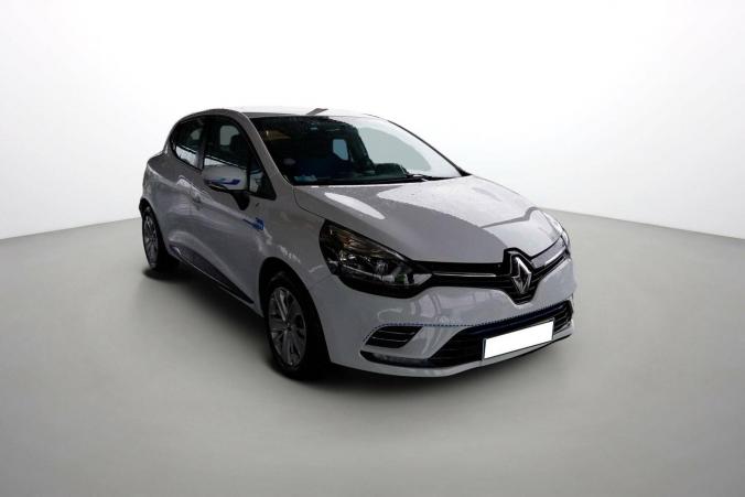 Vente en ligne Renault Clio 4 Clio TCe 75 E6C au prix de 11 790 €