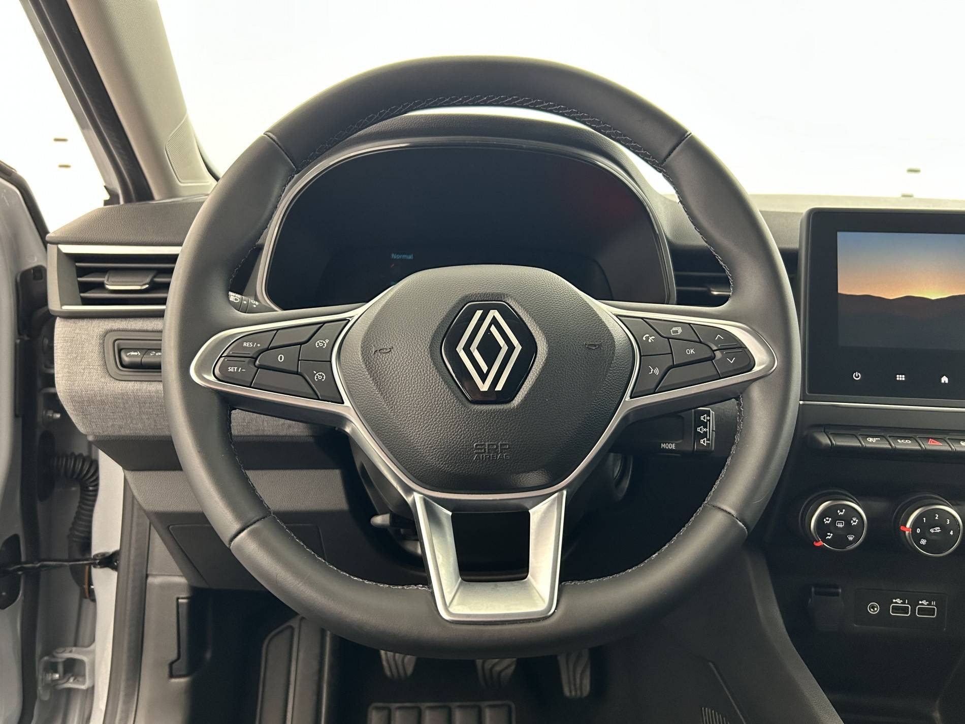 Vente en ligne Renault Clio 5 Clio TCe 90 au prix de 15 790 €