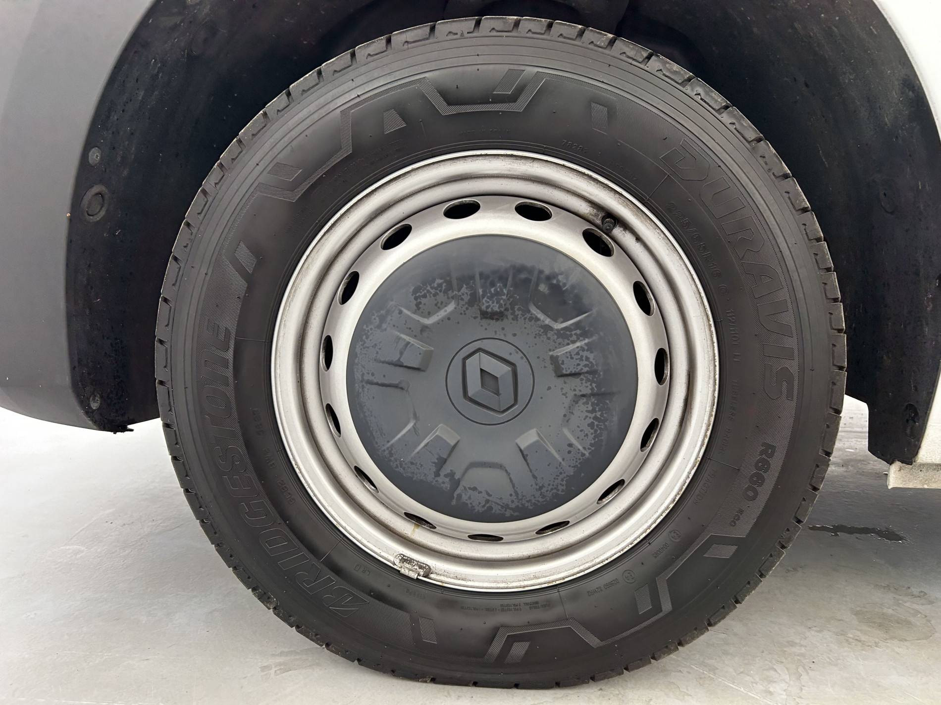 Vente en ligne Renault Master 3 Châssis Cabine MASTER PHC TRAC F3500 L3H1 BLUE DCI 145 EURO VI au prix de 29 990 €