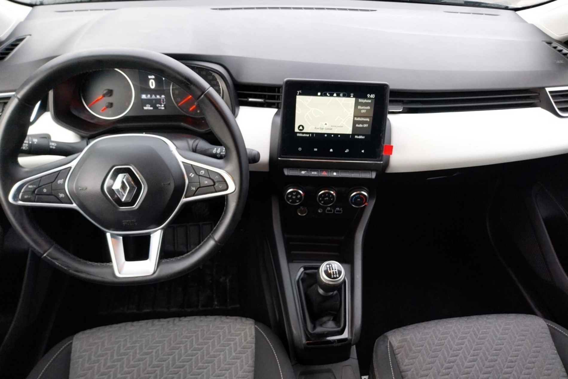 Vente en ligne Renault Clio 5 Clio TCe 90 au prix de 15 290 €