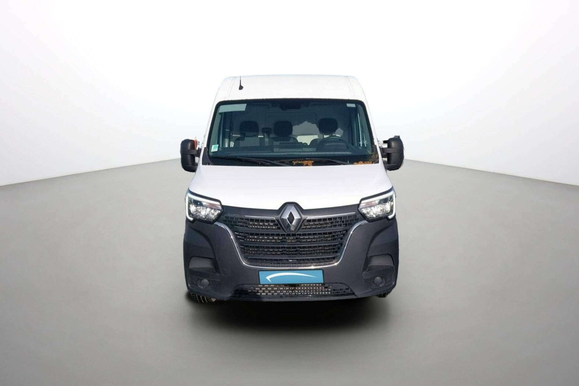Vente en ligne Renault Master Fourgon MASTER FGN TRAC F3500 L2H2 BLUE DCI 135 au prix de 26 990 €