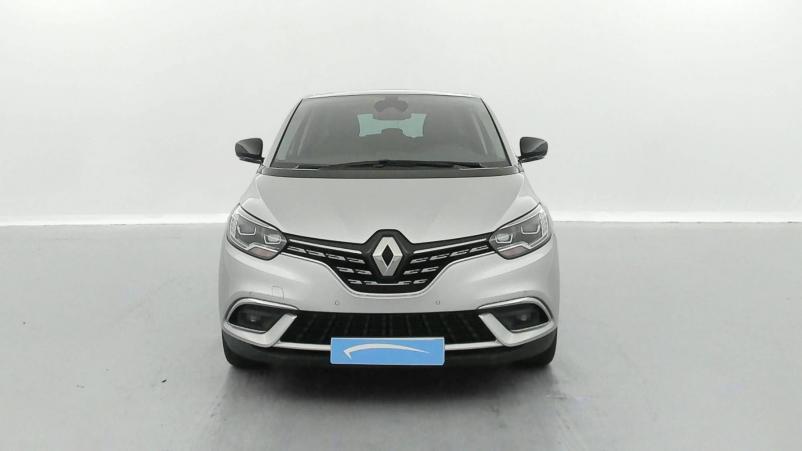 Vente en ligne Renault Grand Scenic 4 Grand Scenic TCe 140 FAP EDC - 21 au prix de 21 190 €