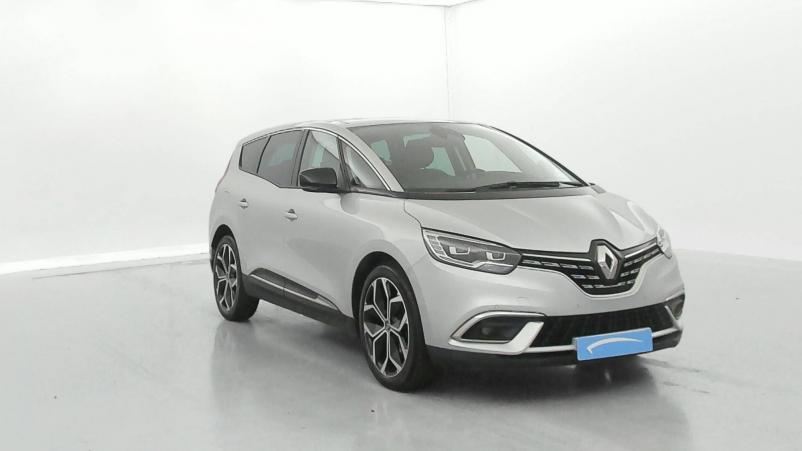 Vente en ligne Renault Grand Scenic 4 Grand Scenic TCe 140 FAP EDC - 21 au prix de 21 190 €