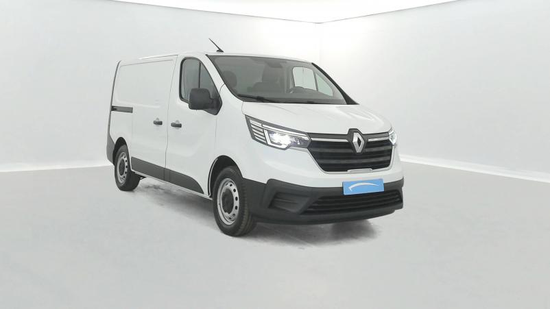 Vente en ligne Renault Trafic 3 Fourgon TRAFIC FGN L1H1 3000 KG BLUE DCI 130 au prix de 23 590 €